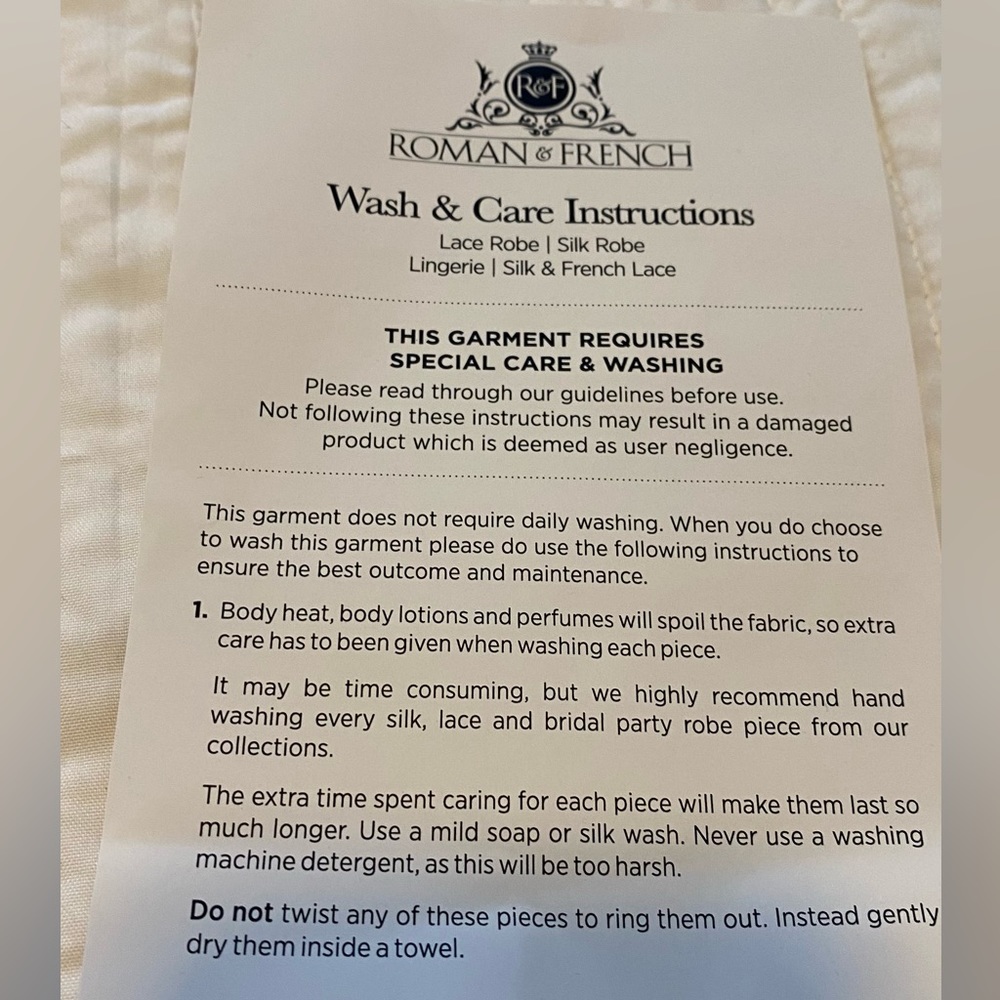 Size 12 ANASTASIA BRIDAL LACE ROBE WITH LONG TRAIN - NEVER WORN - Picture 13 of 17